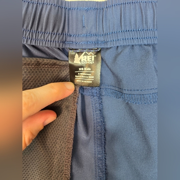 REI Mountainmaker Kids Navy Blue Shorts, Size XS 6-7 - Picture 7 of 9